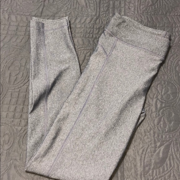 Pants - NWOT Under Armour Compression Tights